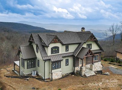 New construction Single-Family house 475 Dancing Bear Dr, Hendersonville, NC 28792 - image
