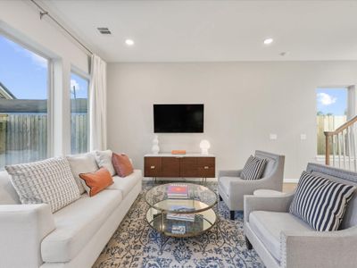 New construction Single-Family house 6024 Tc Jester Blvd, Houston, TX 77091 - image 5