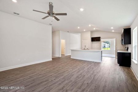 New construction Single-Family house 8431 Helmsley Blvd, Jacksonville, FL 32219 1780- photo 6 6