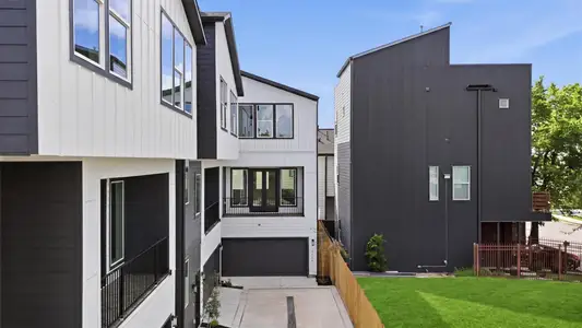 New construction Single-Family house 3610 Bastrop St, Houston, TX 77004 - image