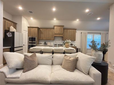 New construction Single-Family house 216 Comanche Trl, Alvarado, TX 76009 plan Rose II - image 7