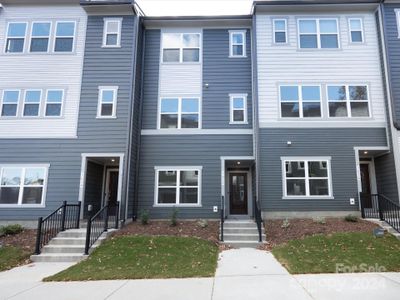 New construction Townhouse house 7022 Impulse Court, Charlotte, NC 28205 - photo 0