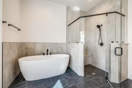 New construction Single-Family house 217 Arborwood Dr, Waller, TX 77484 plan 3042 - image 17