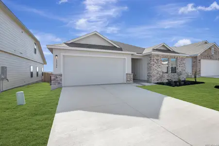 New construction Single-Family house 10326 Goodison Dr, Converse, TX 78109 plan Moscoso - 40' Smart Series - image