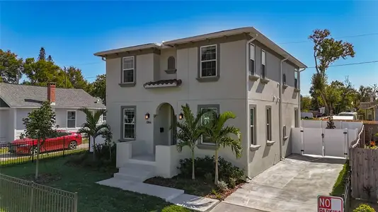 New construction Single-Family house 1066 8Th Ave S, St. Petersburg, FL 33705 - image