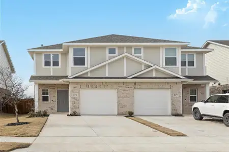New construction Townhouse house 219 Griffith Dr, Princeton, TX 75407 null- photo 0