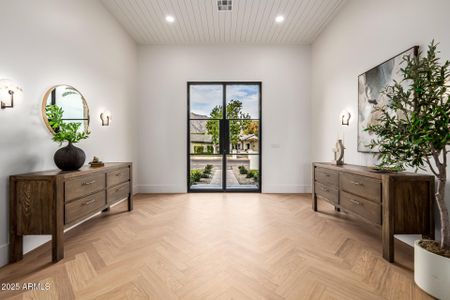 New construction Single-Family house 5739 E Calle Del Paisano, Phoenix, AZ 85018 - image 8