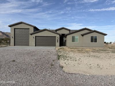 New construction Single-Family house 20284 W Hazelwood St, Litchfield Park, AZ 85340 - image