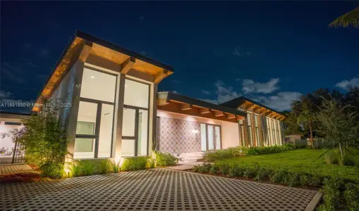 New construction Single-Family house 6716 San Vicente St, Coral Gables, FL 33146 - image
