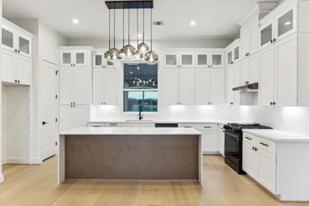 New construction Single-Family house 1106 Palmer St, Houston, TX 77003 - image 18