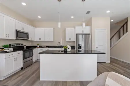 New construction Townhouse house 4352 Cambio Gardens Ct, Tampa, FL 33610 - image 17