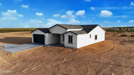 New construction Single-Family house 37129 W Illini St, Tonopah, AZ 85354 null- photo 0