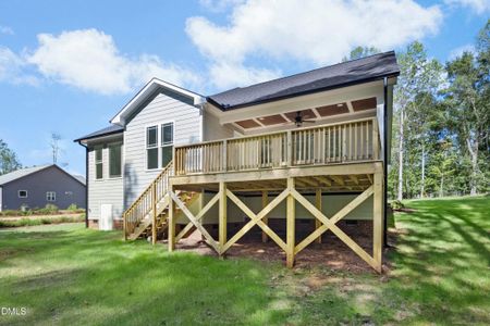 New construction Single-Family house 925 Lynch Rd, Selma, NC 27576 - image 19