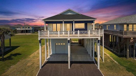 New construction Single-Family house 4411 Strand Ave, Crystal Beach, TX 77650 - image
