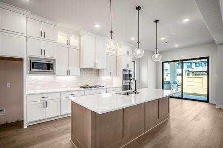 New construction Single-Family house 15615 Early Bird Ln, Conroe, TX 77302 plan Sabine 3972 - image 12