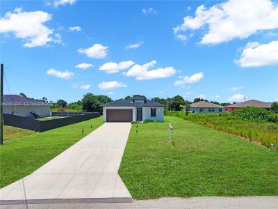 New construction Single-Family house 536 Rayford, Lehigh Acres, FL 33974 - image