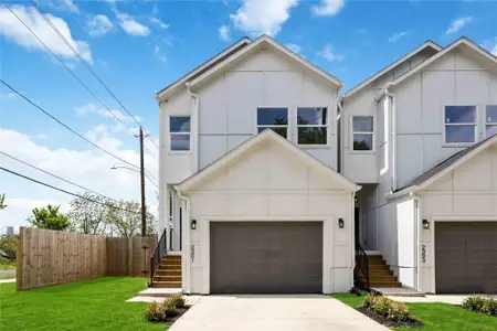 New construction Single-Family house 2301 Staples St, Houston, TX 77026 - image