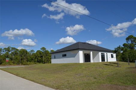 New construction Single-Family house 1728 Kismet Pkwy W, Cape Coral, FL 33993 - image
