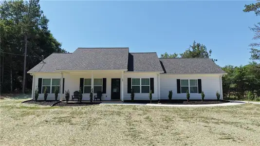 New construction Single-Family house 64 Bradley Trl, Kingston, GA 30145 - image