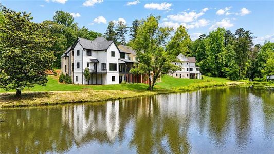 New construction Single-Family house 130 Lake Estates Dr, Roswell, GA 30075 - image