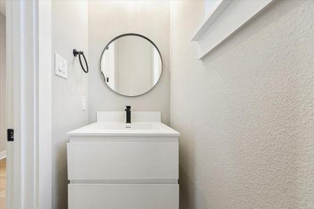 New construction Single-Family house 807 Martin St, Unit C, Houston, TX 77018 - image 13