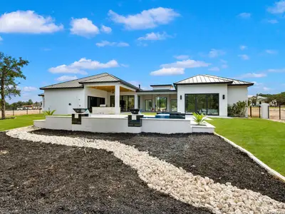 New construction Single-Family house 59 Ranch Hts, Fair Oaks Ranch, TX 78015 - image 3