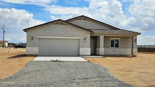 New construction Single-Family house 20435 W Mountain Sage Dr, Buckeye, AZ 85326 - image