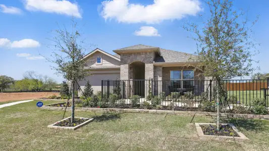 New construction Single-Family house 123 Mlm Pkwy, Bridgeport, TX 76426 plan ELGIN - image