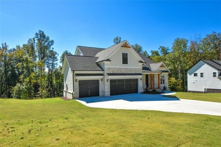 New construction Single-Family house 8255 Crooked Creek Dr, Cumming, GA 30028 - image