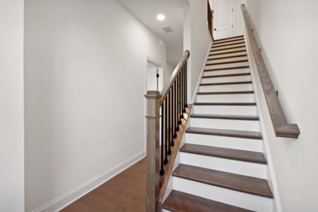 New construction Townhouse house 3879 Allegretto Cir, Atlanta, GA 30339 Legato- photo 8 8