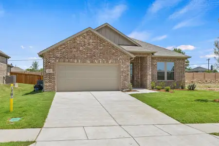 New construction Single-Family house 1507 Red Clover Ave, Van Alstyne, TX 75495 plan Camden DEF - image