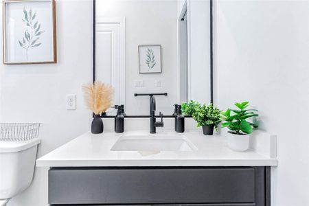 New construction Single-Family house 334 Eastwood St, Houston, TX 77011 - image 15