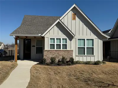 New construction Single-Family house 601 Eastpark Ln, Granbury, TX 76049 - image