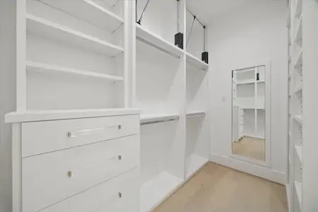 New construction Single-Family house 2118 Westgate Dr, Houston, TX 77019 - image 12