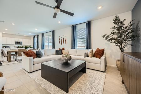 Bella Vista Farms: Gateway III by Lennar in San Tan Valley - image 9