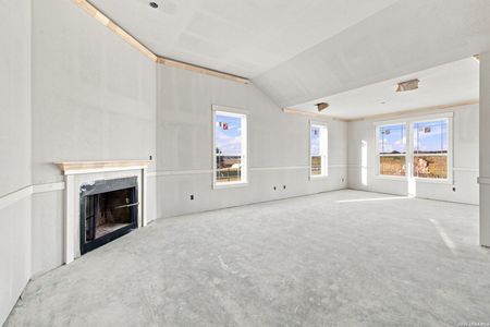 New construction Single-Family house 153 Merion Ln, La Vernia, TX 78121 plan Brentwood - image 9