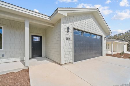 New construction Single-Family house 1419 Live Oak, Spring Branch, TX 78070 null- photo 0