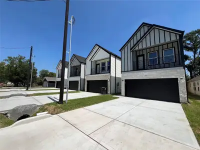 New construction Single-Family house 8010 Cora St, Houston, TX 77088 - image