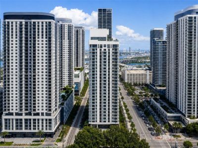 New construction Condo house 11 Ne 6Th St, Unit 1509, Miami, FL 33132 - image