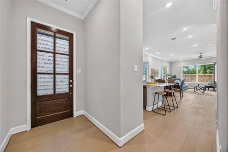 New construction Single-Family house 5525 Katy Fwy, Houston, TX 77007 - image 10