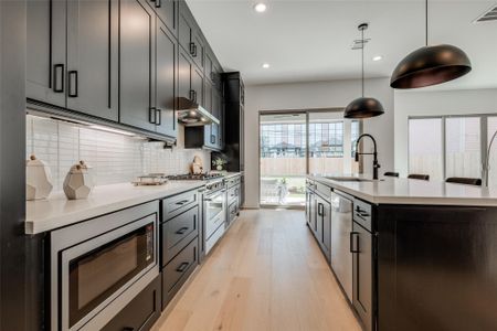 New construction Single-Family house 920 E 25Th St, Houston, TX 77009 - image 10