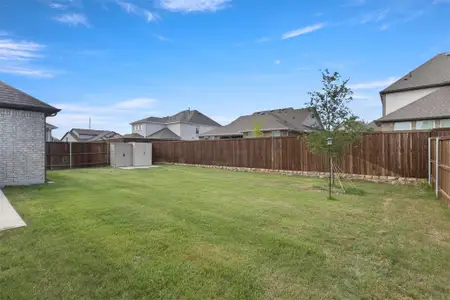 New construction Single-Family house 3905 Henley Ln, Garland, TX 75043 plan Spruce - image 2