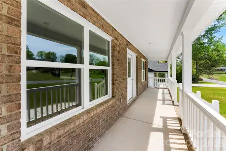 New construction Single-Family house 110 W Iowa Ave, Bessemer City, NC 28016 - image