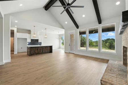 New construction Single-Family house 1012 Freedom Ct, Weatherford, TX 76088 null- photo 5 5