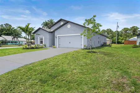 New construction Single-Family house 951 Sw Castaneda Ln, Port St. Lucie, FL 34953 - image