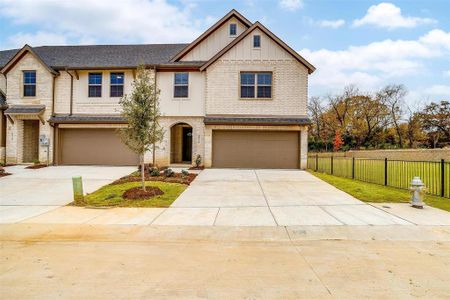 New construction Townhouse house 6901 Yellow Hammer Way, Arlington, TX 76001 Arlington - A- photo 2 2