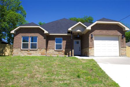 New construction Single-Family house 2114 Church, Greenville, TX 75401 - photo 0