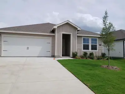 New construction Single-Family house 315 Whispering Pine Dr, Royse City, TX 75189 plan Lakeway - image