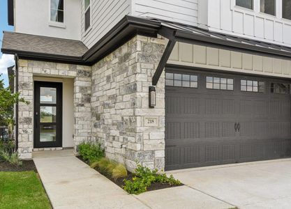 New construction Townhouse house 218 Flora Springs Cv, Liberty Hill, TX 78642 null- photo 2 2