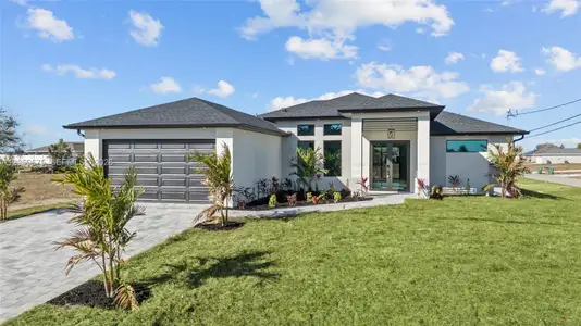 New construction Single-Family house 1430 6Th Pl, Cape Coral, FL 33909 - image